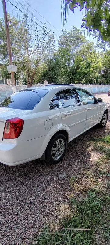 Lacetti 1.8L 2010 год