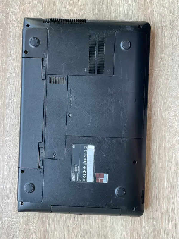 Ноутбук Samsung 3