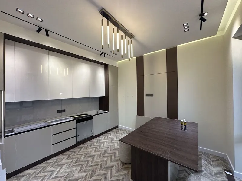 Юнусободда 4 қаватли 400 кв 9 та хонали енги уй сотиладм — фото 5