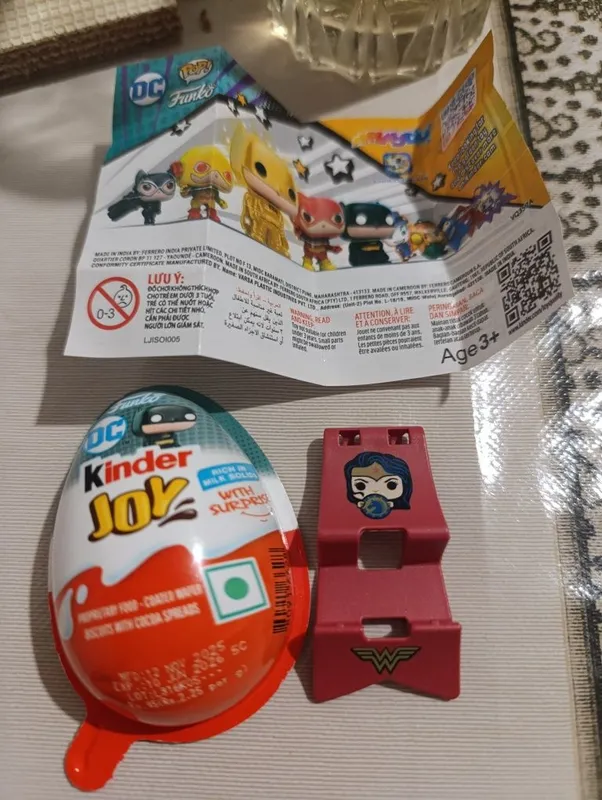 Подставка под телефон чудо- женщина Kinder joy,Funko