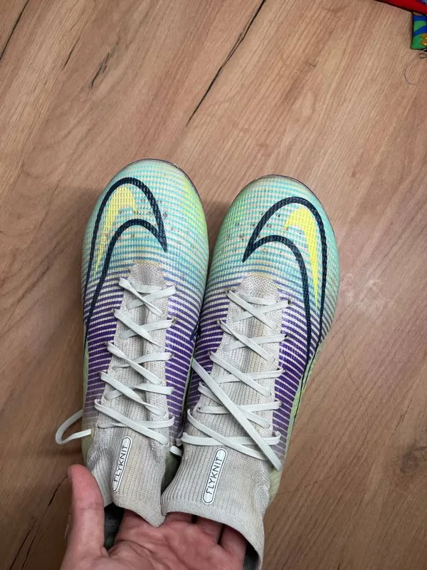 Nike Air Zoom Mercurial Vapor 15 FG.