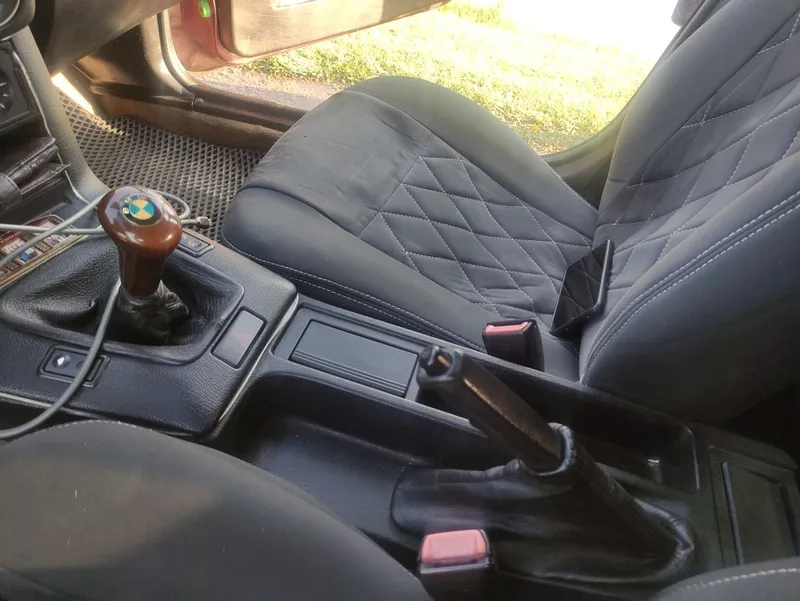 Продам BMW E36 M50 7 Продам BMW E36 M50 7