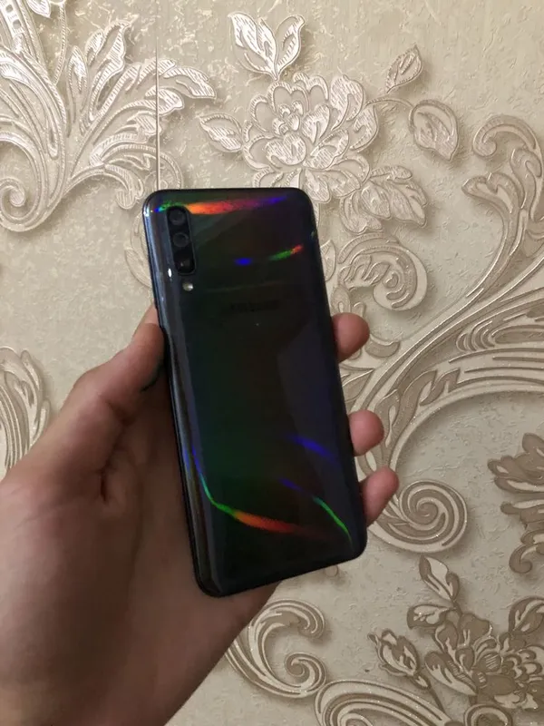 Samsung A50 4/64Gb srocno!!! 1