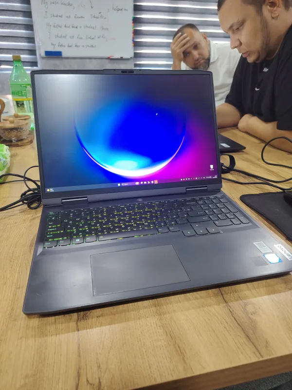 Lenova Loq 2