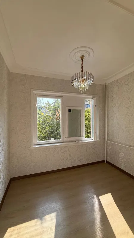 Продается 1/2/4. Алмазар. Тансыкбаев 3. 3