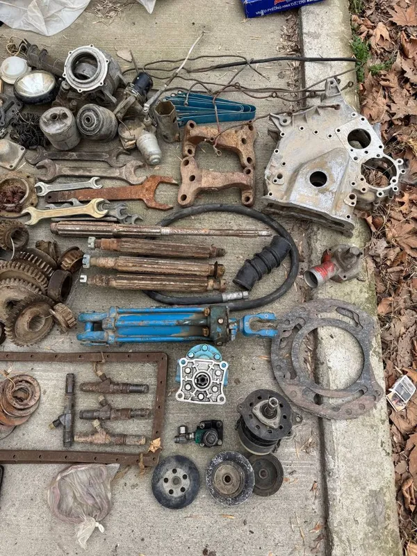 Traktor zapchastlari sotiladi 5 Traktor zapchastlari sotiladi 5