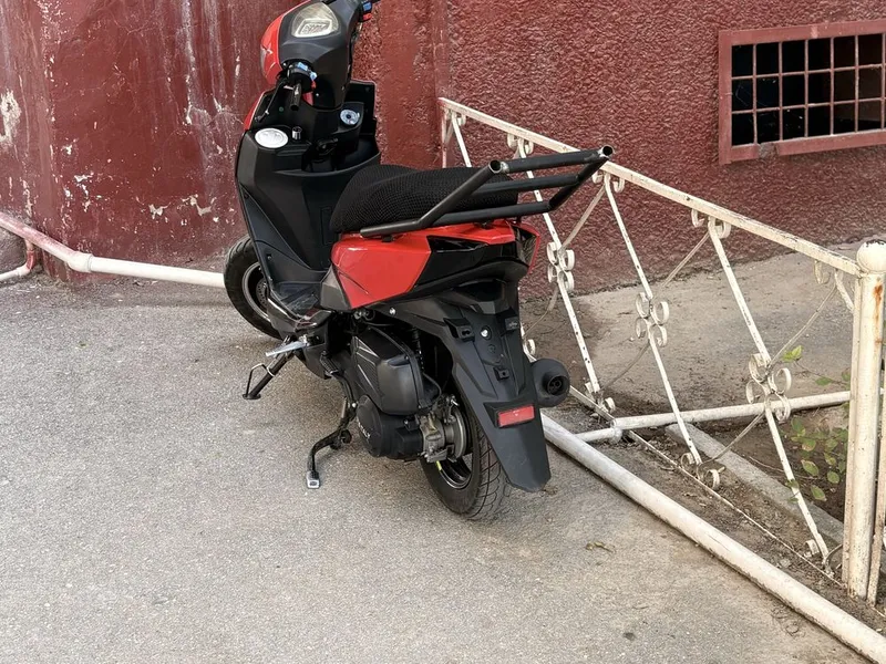 скутер 150сс RS-Z2 3 скутер 150сс RS-Z2 3