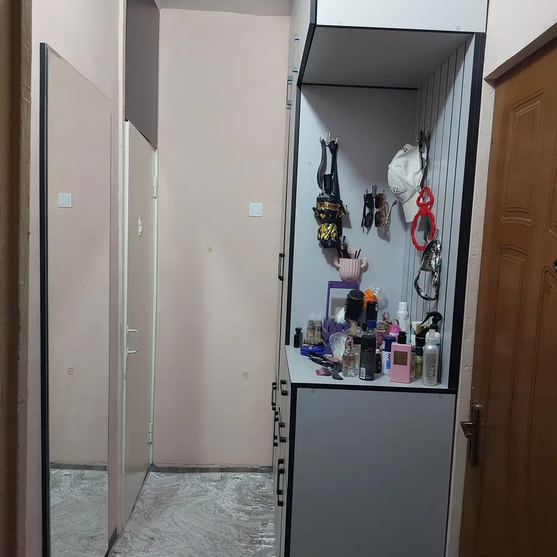 срочно продаётся 1/1/4 .переделанная в 2-х 2 срочно продаётся 1/1/4 .переделанная в 2-х 2