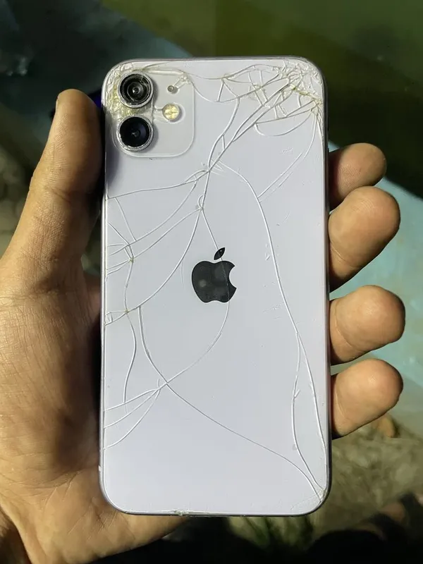 iPhone 11,purple,128gb,68%,face id,true tone ишлид,тел ишлид 110$ нарх 1