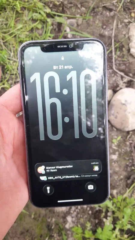 Iphone 11 256 gb xolati yaxshi face id ishlamaydi — фото 1