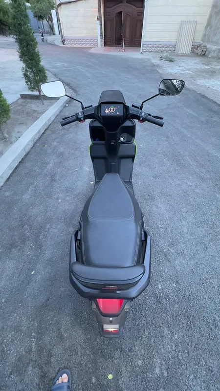 Yadea gs70  sport scooter 2026battery lithium Km70 — фото 1