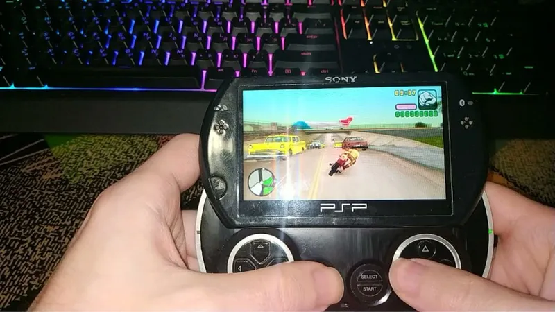Продам psp go. — фото 1
