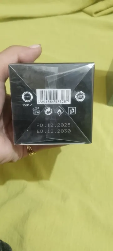 atir erkaklarva ayollar uchun 1 atir erkaklarva ayollar uchun 1