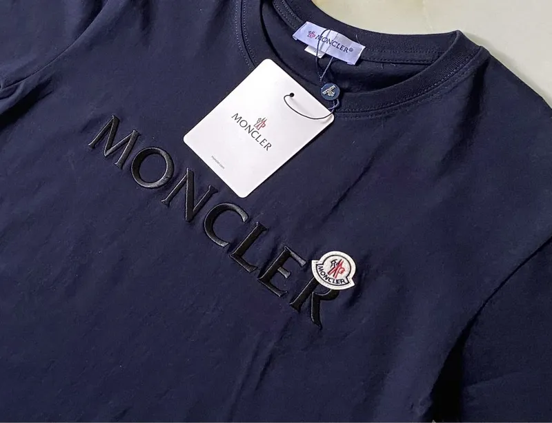 Moncler футболка