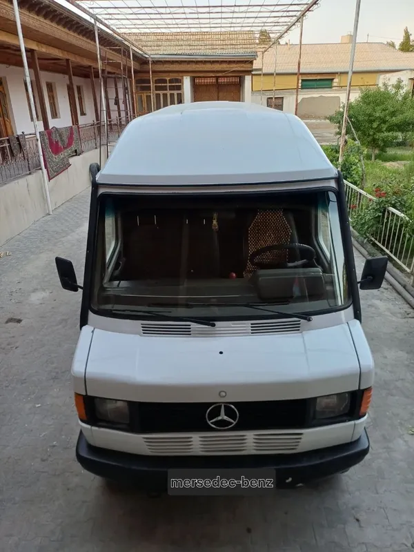 Mercedes-D208 yuk 2 Mercedes-D208 yuk 2