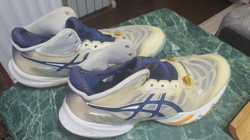 Продам Кроссовки известной фирмы ASICS — фото 2