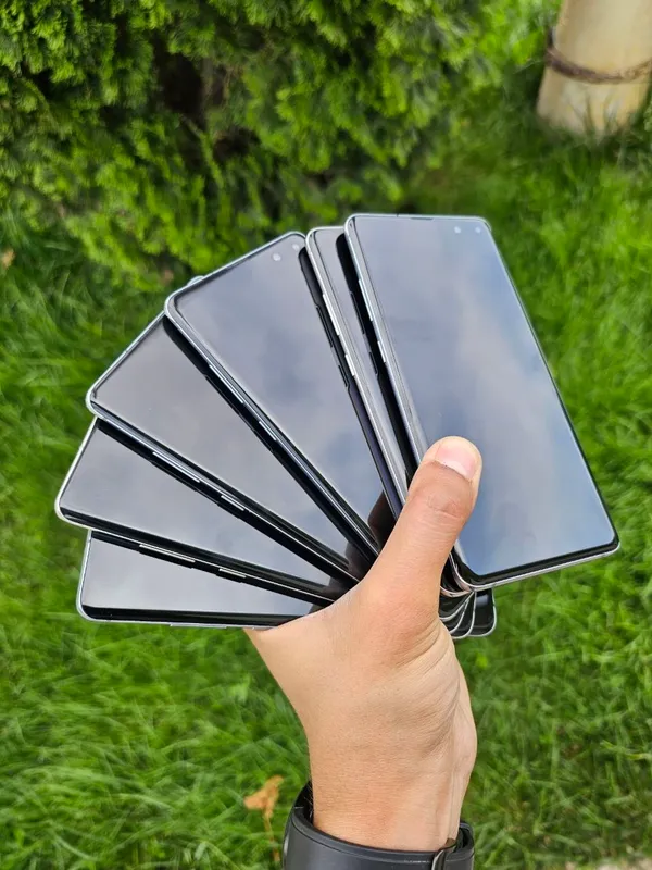 Samsung Galaxy S10 Plus 5G — фото 1