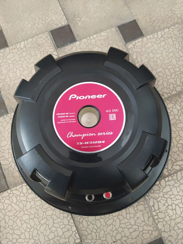 Сабвуфер Pioneer TS-W312D4 Champion Series — Идеал — фото 2