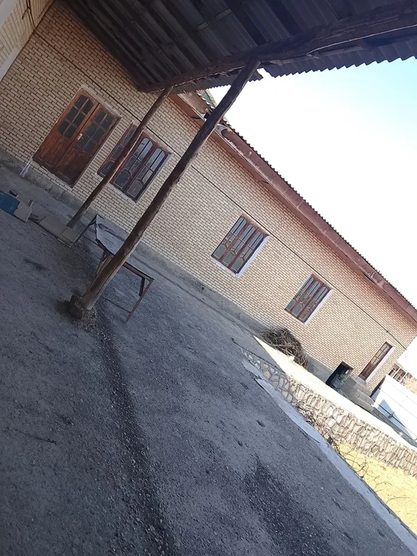 15 sotixli 8 ta xonasi bor uchastka tez va arzon narxda sotiladi — фото 4