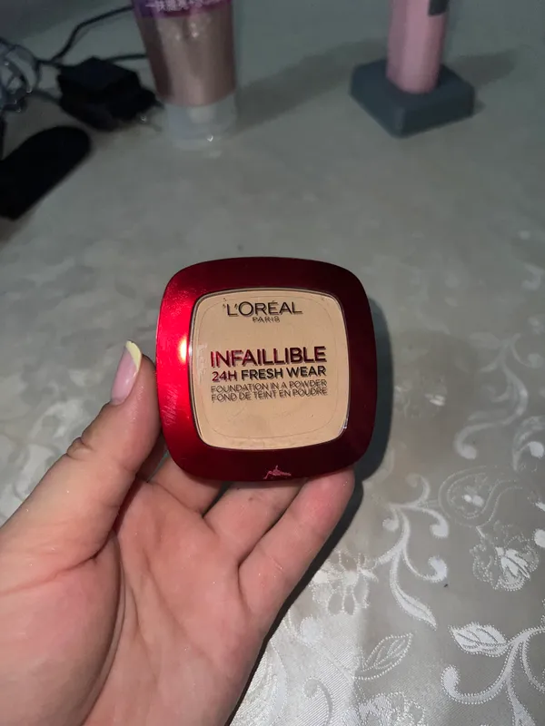 Loreal Infaillable Fresh Wear 24h 1