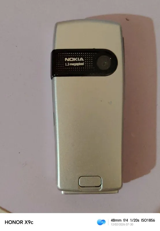 Nokia retro 6230 2