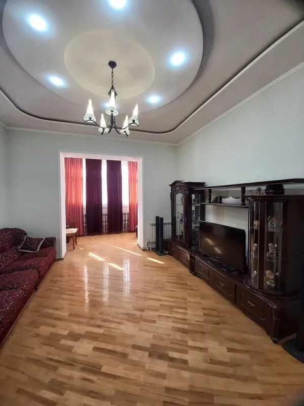 4 xonali kvartira, 170 m2, Mirzo Ulug'bek 3 4 xonali kvartira, 170 m2, Mirzo Ulug'bek 3