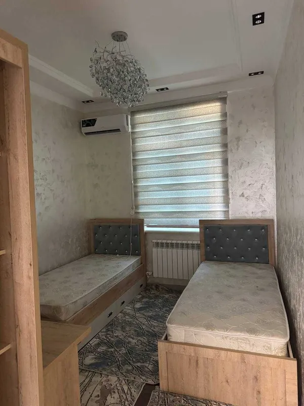 Qarshi shahar Vatanparvar bog'i yonidan 4 xonali uy! Savdosi bor 7 Qarshi shahar Vatanparvar bog'i yonidan 4 xonali uy! Savdosi bor 7