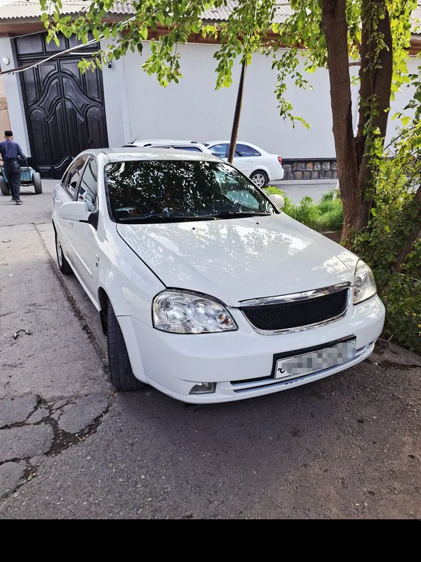 Lasetti 1.8 2-pozitsiya 3