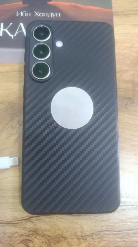 Samsung Galaxy S25 FE — фото 2