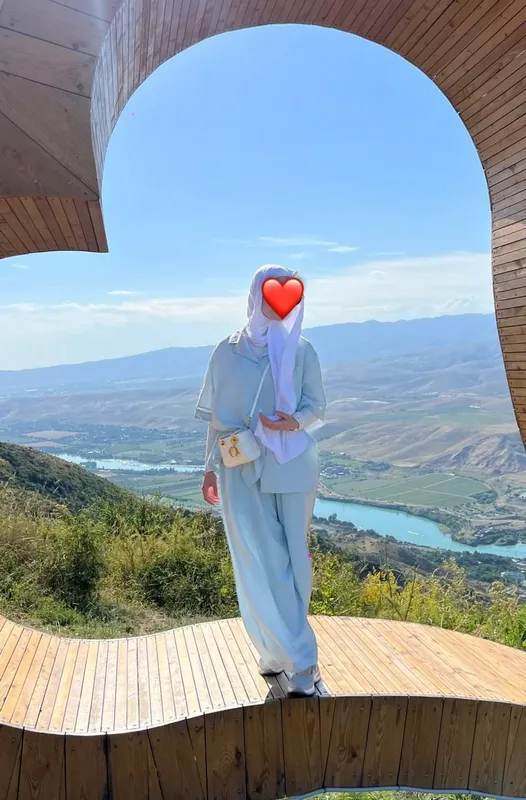 ayollar kiyimi