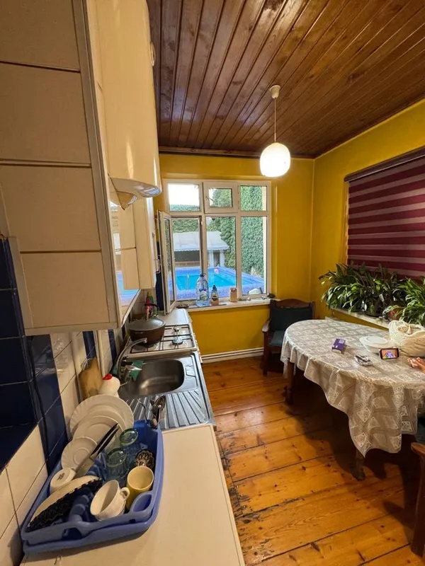 Дом 6 ком.6сот.Яккасарай район аренда 2800 $ 9