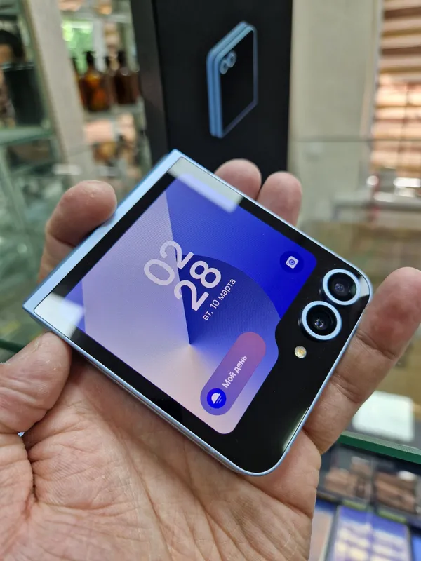 Samsung Flip6 5G 2