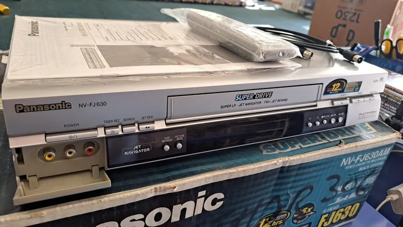 Panasonic NV-FJ630 янги видео магнитафон 2 Panasonic NV-FJ630 янги видео магнитафон 2