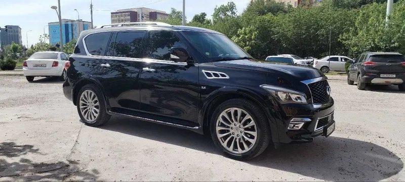 Продаётся Infiniti QX80