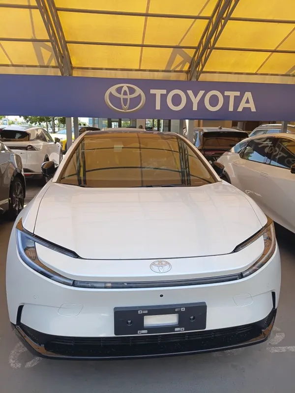 Toyota BZ 5 Bezprobeg 1