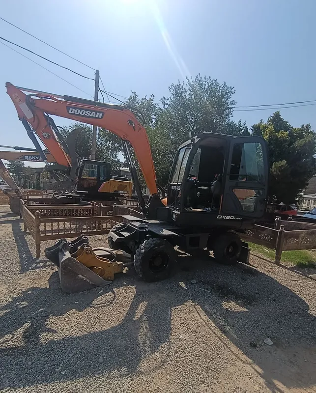 Mini ekiskavator 60 xizmat koʻrsatish 7 Mini ekiskavator 60 xizmat koʻrsatish 7