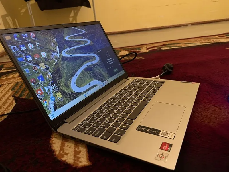 Lenovo ideapad noutbook 2 Lenovo ideapad noutbook 2