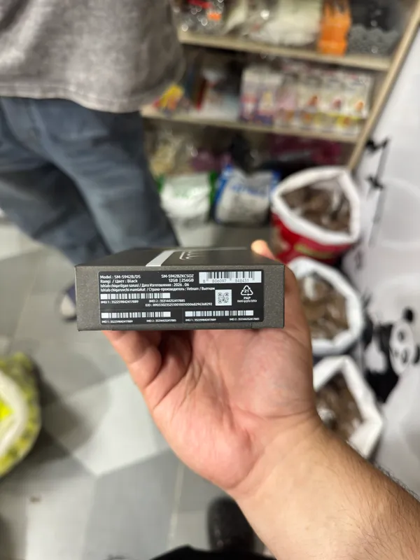 Samsung S26 новый 12/256 с пломбой 3 Samsung S26 новый 12/256 с пломбой 3