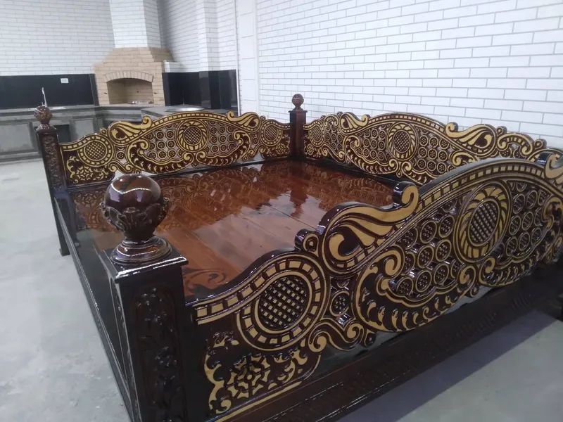 Сури тапчан карават