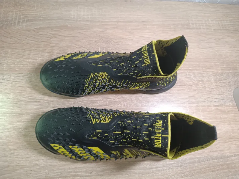 Adidas Predator сорokonojkalar 6