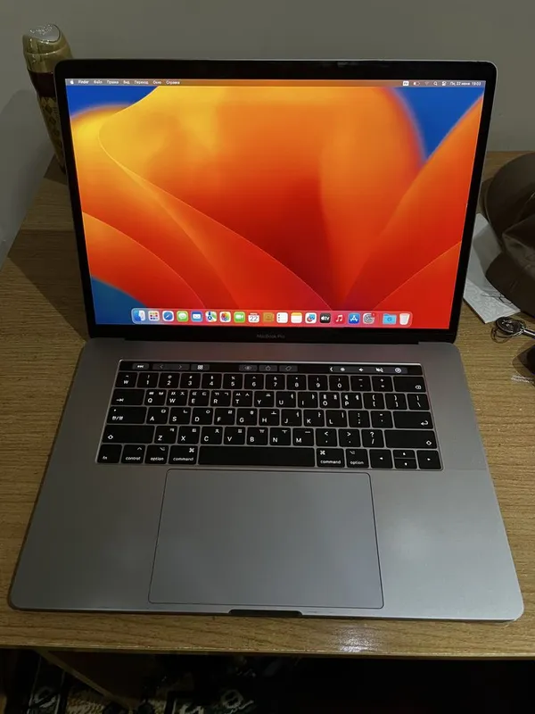 MacBook pro 2017 i7 2 MacBook pro 2017 i7 2