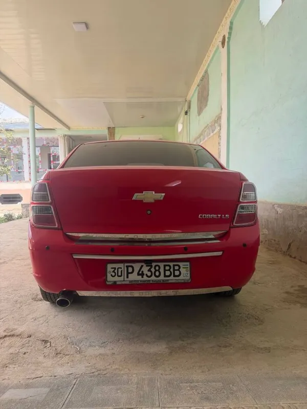 Cobalt 1-pozitsiya sotiladi 2013yil,5800$ ga.Telefon qisela kelishamiz 4