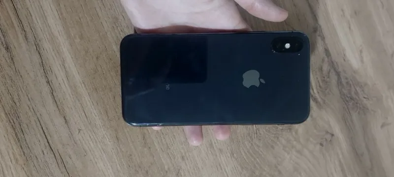 iPhone X 1 iPhone X 1