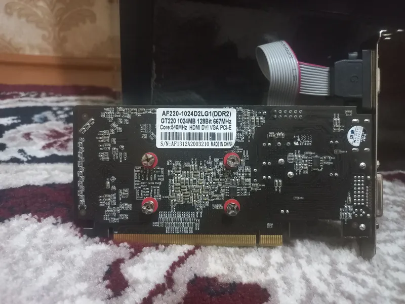 plata h110 + protsesor g4400 + ozu 4g + videokarta 2 plata h110 + protsesor g4400 + ozu 4g + videokarta 2