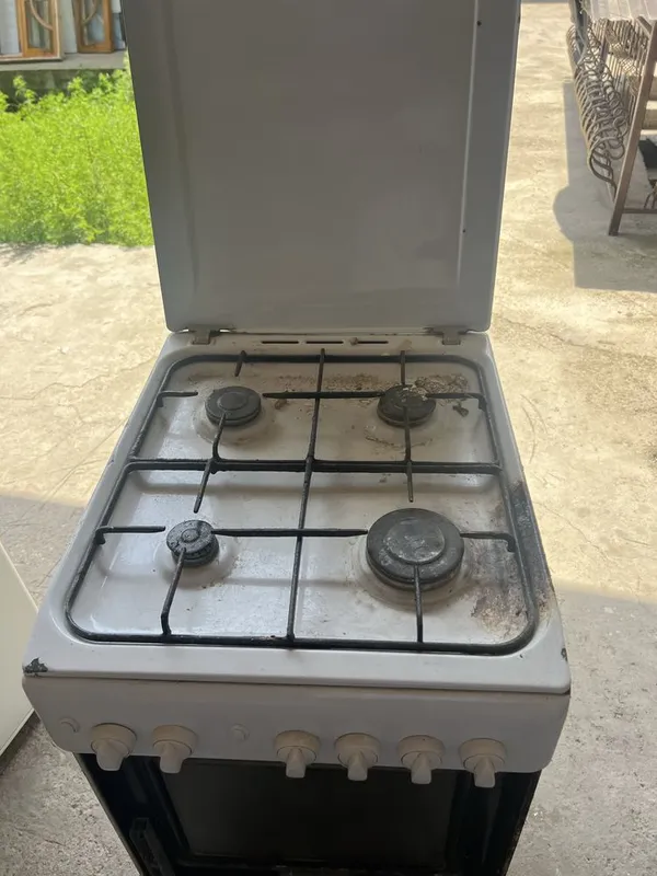 Gaz plitasi sotiladi xolati yaxshi indesit — фото 1