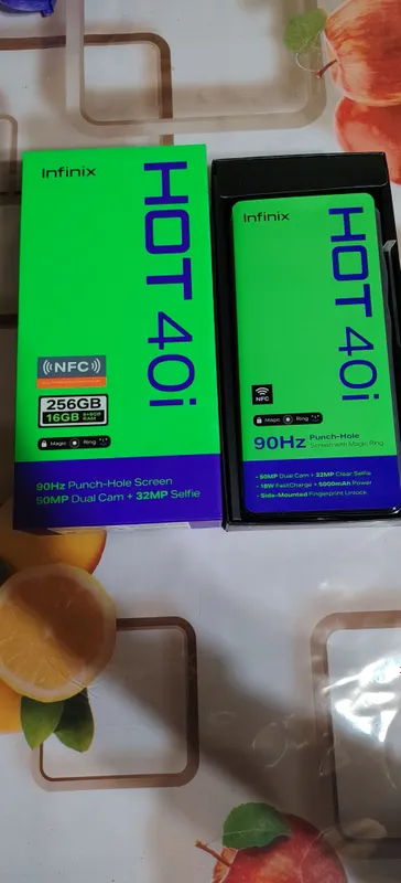 Телефон Infinix 40 i — фото 4
