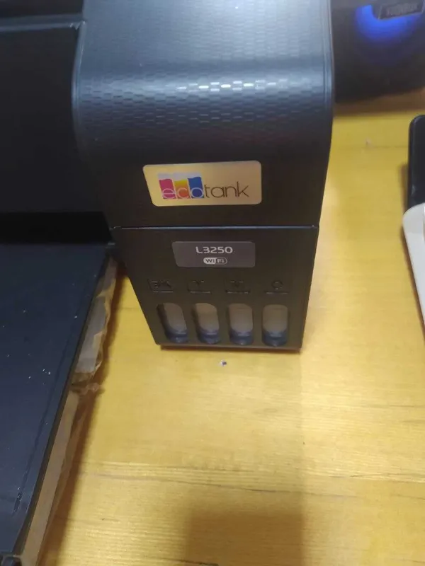 Rangli printer epson L3250 sotiladi arzon — фото 2