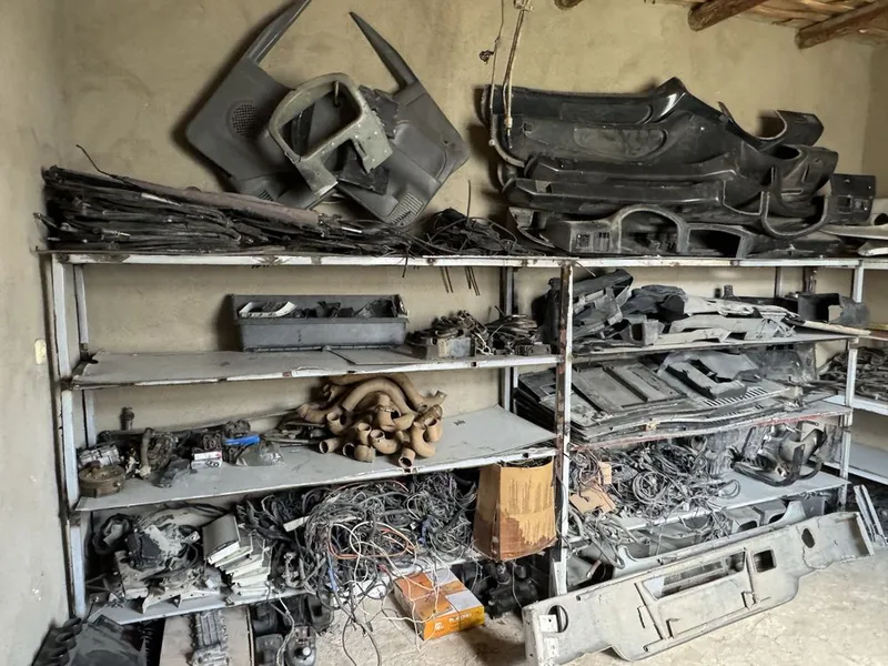 Isuzu Aftobus Ehtiyot qismlari hamma narsasi bor — фото 2