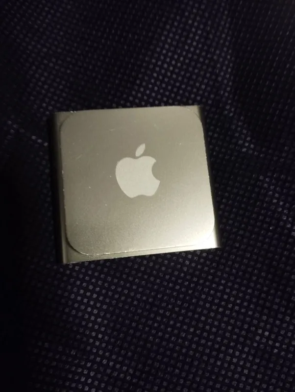 Assalom alekum Ipod Nano Sotiladi Original Aybi Bor