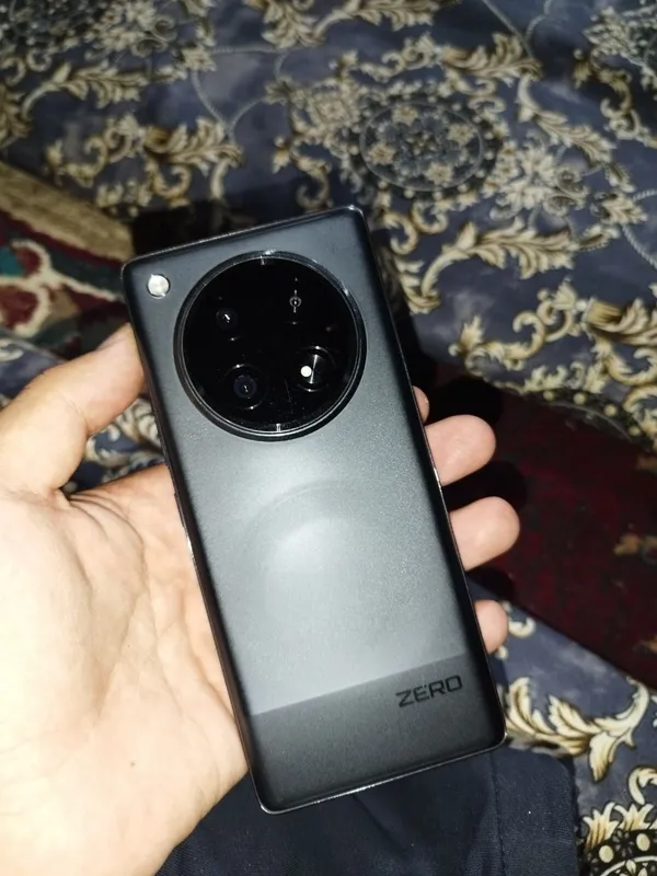 Infinix Zero 40 8+8/256 1 Infinix Zero 40 8+8/256 1